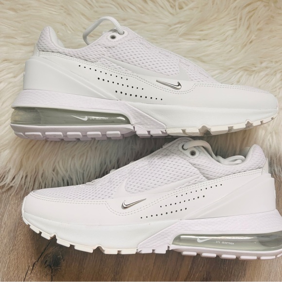 NWT Nike Air Max Pulse Women’s Shoes - Picture 6 of 8